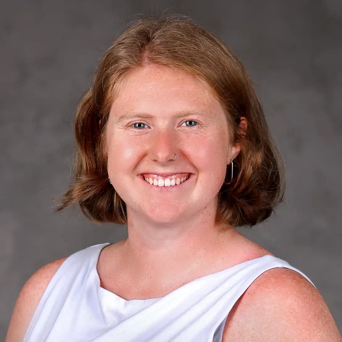 Headshot of Shannon Cameron