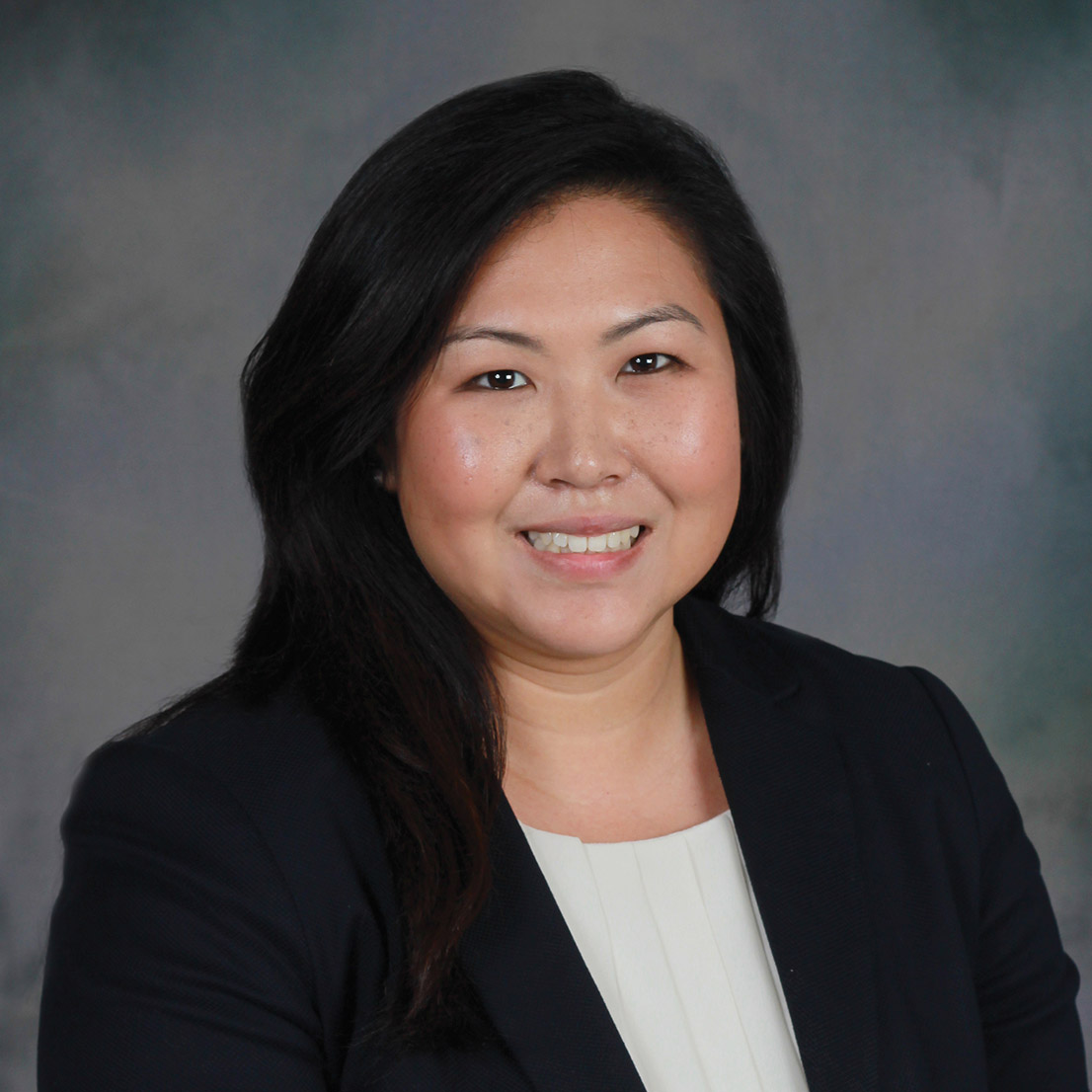 Sunshine Cobb headshot.