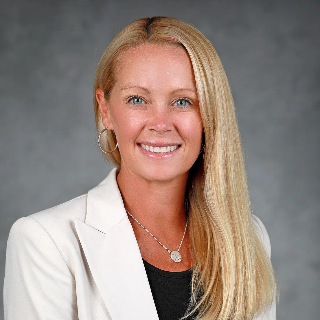 Heashot of Karli Richards