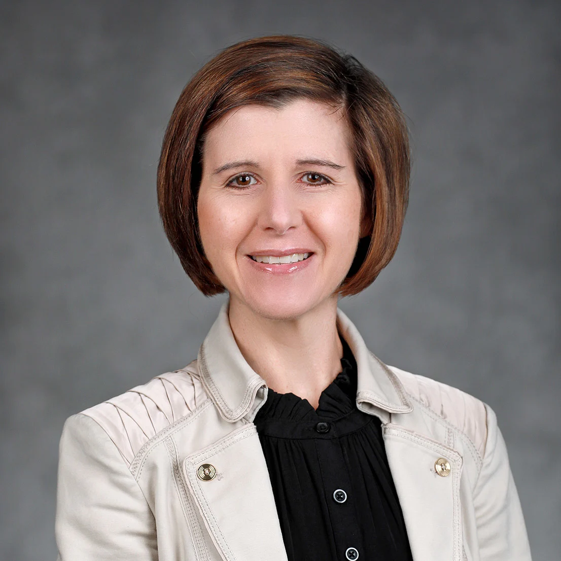 Headshot of Sandi Vanhoosier